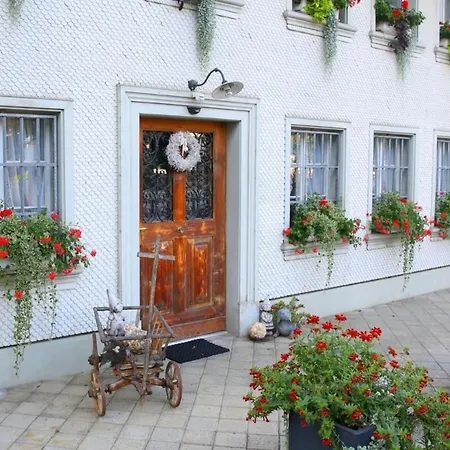 Ferienwohnung Duerrenroth 迪伦罗特
